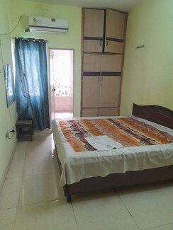 2 BHK + Pooja Room Builder Floor For Rent in Saket