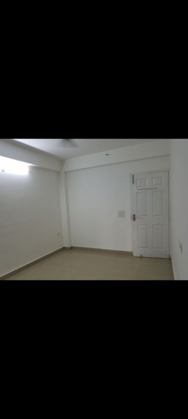 Room, express-zenith 3 Bedroom 823 Sq.Ft. Apartment In Sector 77 Noida 9778345