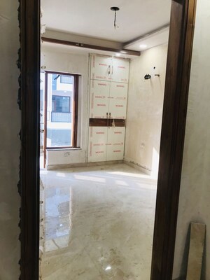 Room in 3 BHK Builder Floor at Fidato Honour Homes, Sector 89 – for Sale