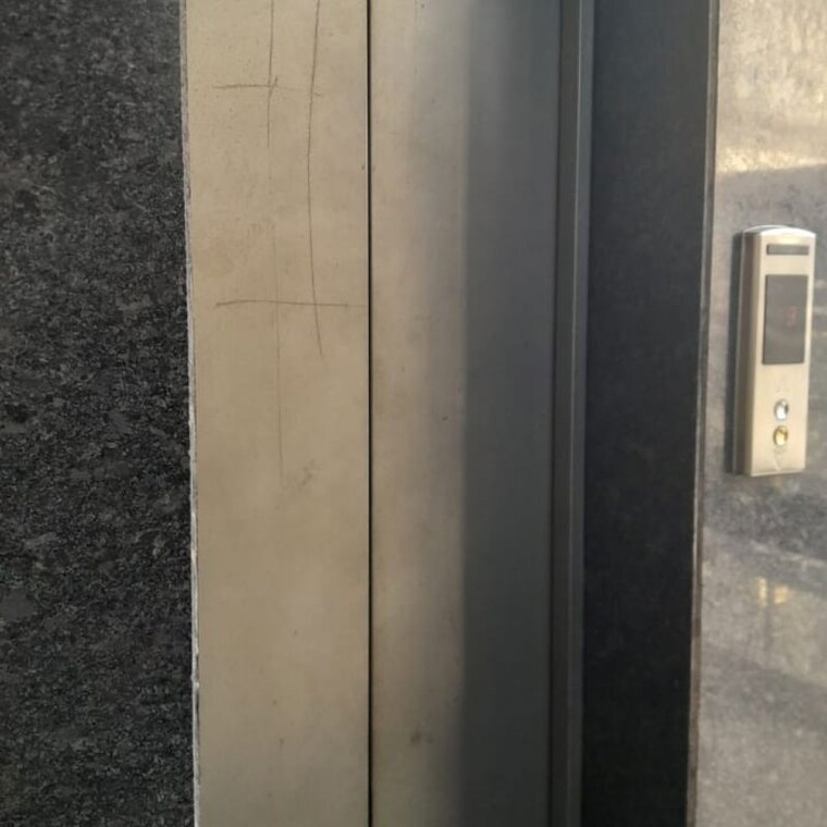 undefined, udyog vihar phase 5 Commercial Office Space in IT/SEZ 2700 Sq.Ft. In Udyog Vihar Phase 5 Gurgaon 9778481
