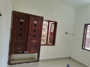 Room in 2 BHK Independent House at Adambakkam – for Rent