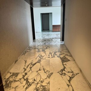 Room in 3 BHK Apartment at Lodha Bellissimo, Arthur rd – for Rent