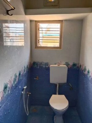 Bathroom in 2 BHK Apartment at Salt Lake Sector V – for Rent