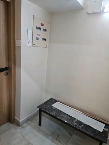 Furnished Amenities in 3 BHK Apartment at Chaitanya Tower, Prabhadevi – for Rent