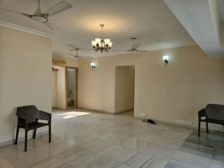 Room, chaitanya-tower 3 Bedroom 1250 Sq.Ft. Apartment In Prabhadevi Mumbai 9778451