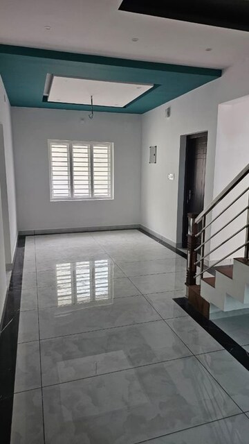 Room in 3 BHK Independent House at Thiroor – for Sale