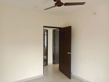Room in 3 BHK Apartment at Conwood Enclave, Vasant Vihar – for Sale