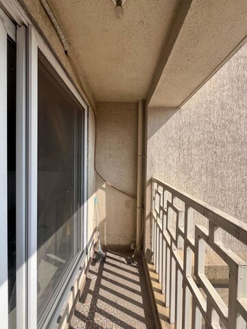 Staircase in 2 BHK Apartment at Palaspa – for Rent