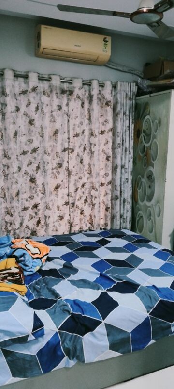 Master Bedroom in 2 BHK Apartment at Kosmos Vinayak Tower, Malad East – for Sale