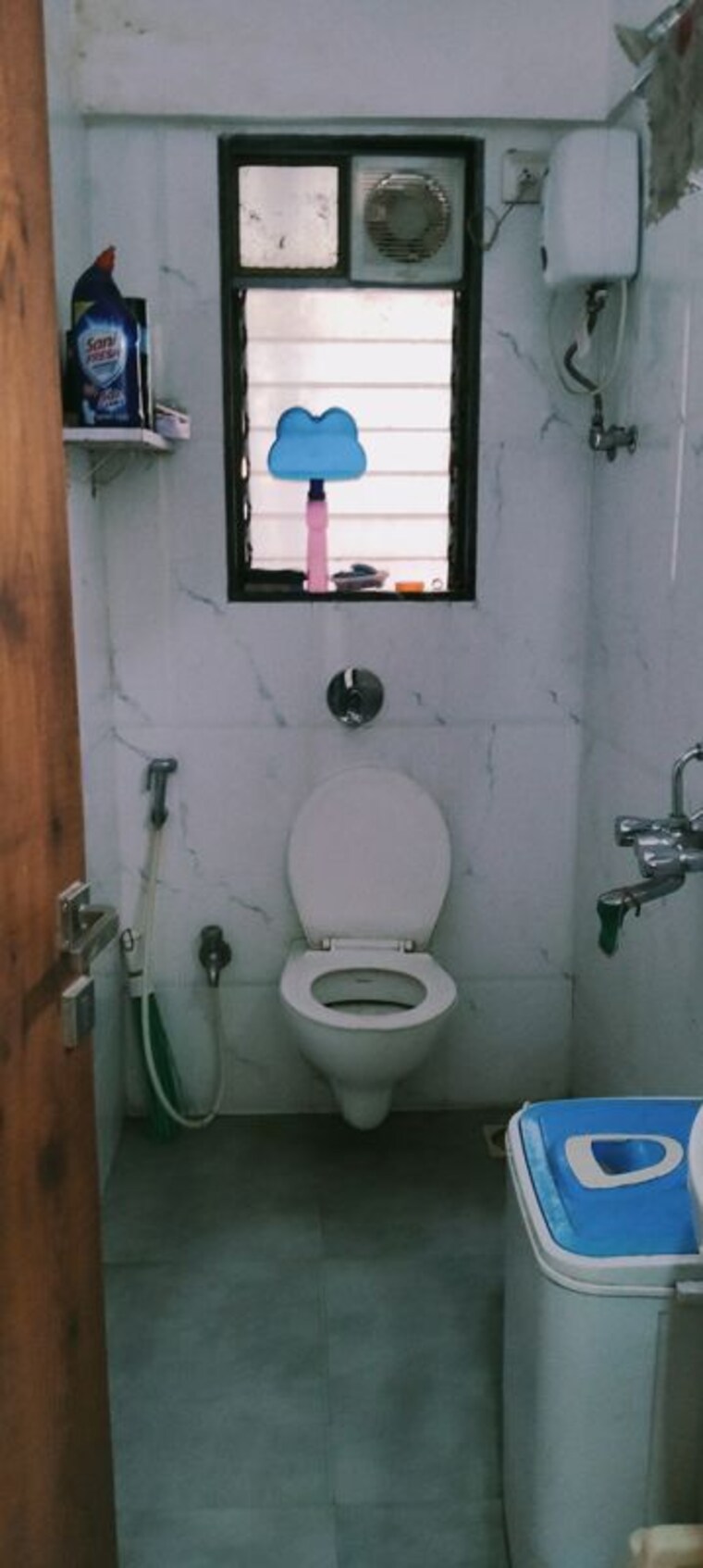 Attached Bathroom, kosmos-vinayak-tower 2 Bedroom 750 Sq.Ft. Apartment In Malad East Mumbai 9778815