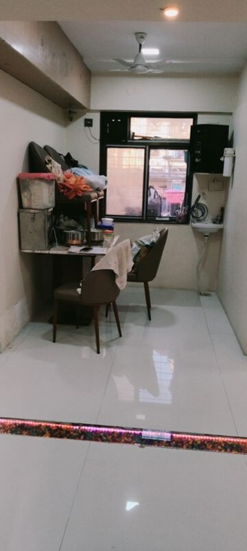 Team Area in 2 BHK Apartment at Kosmos Vinayak Tower, Malad East – for Sale