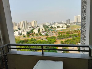 Swimming Pool in 3 BHK Apartment at Hero Homes Gurgaon, Sector 104 – for Rent