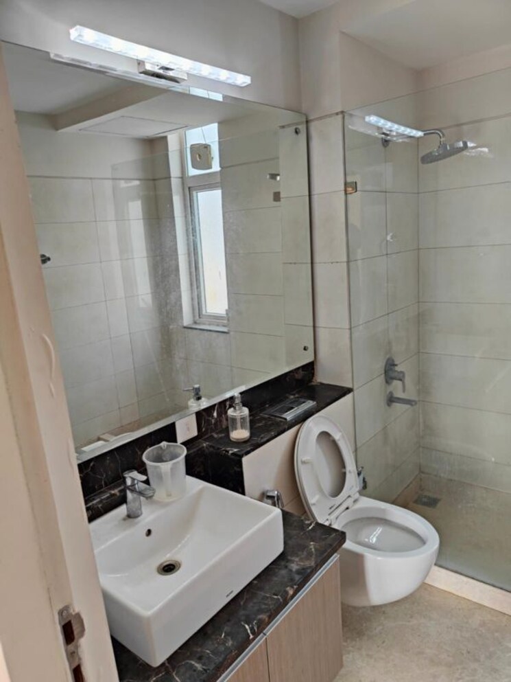 Master Bedroom, hero-homes-gurgaon 3 Bedroom 1689 Sq.Ft. Apartment In Sector 104 Gurgaon 9778990