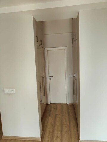 Furnished Amenities in 3 BHK Apartment at Hero Homes Gurgaon, Sector 104 – for Rent