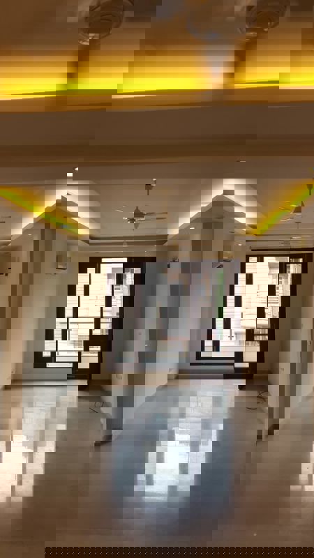 3 BHK + Servant Room Builder Floor For Rent in Uday Park