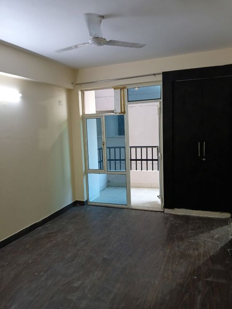 Room, sg-grand 2 Bedroom 930 Sq.Ft. Apartment In Raj Nagar Extension Ghaziabad 9778994