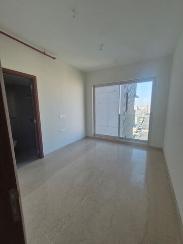 Room in 3 BHK Apartment at Courtyard by Narang Realty and The Wadhwa Group, Pokhran Road No Two – for Sale