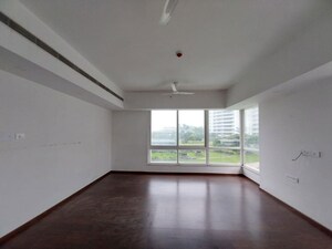 Room in 5 BHK Penthouse at Adani Oyster Grande Phase 2, Sector 102 – for Rent