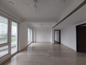 Room in 5 BHK Penthouse at Adani Oyster Grande Phase 2, Sector 102 – for Rent