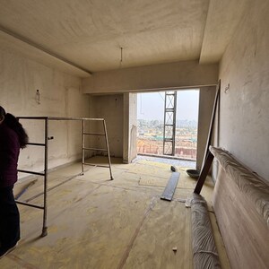 Bedroom in 5 BHK Apartment at Chinmay Urbanac Sky Mansion, Sushant Golf City – for Sale