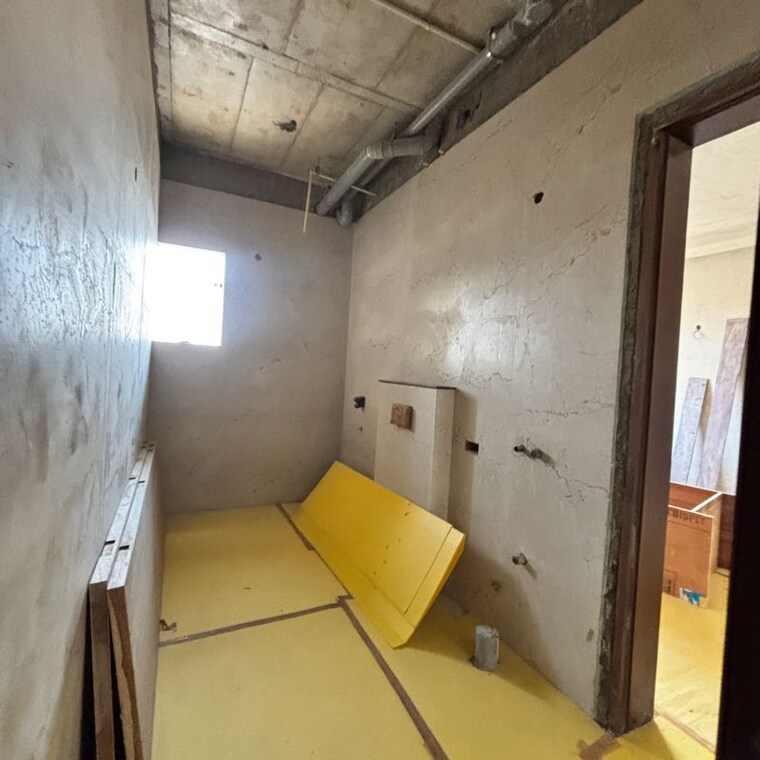 Bathroom, chinmay-urbanac-sky-mansion 5 Bedroom 3326 Sq.Ft. Apartment In Sushant Golf City Lucknow 9779086