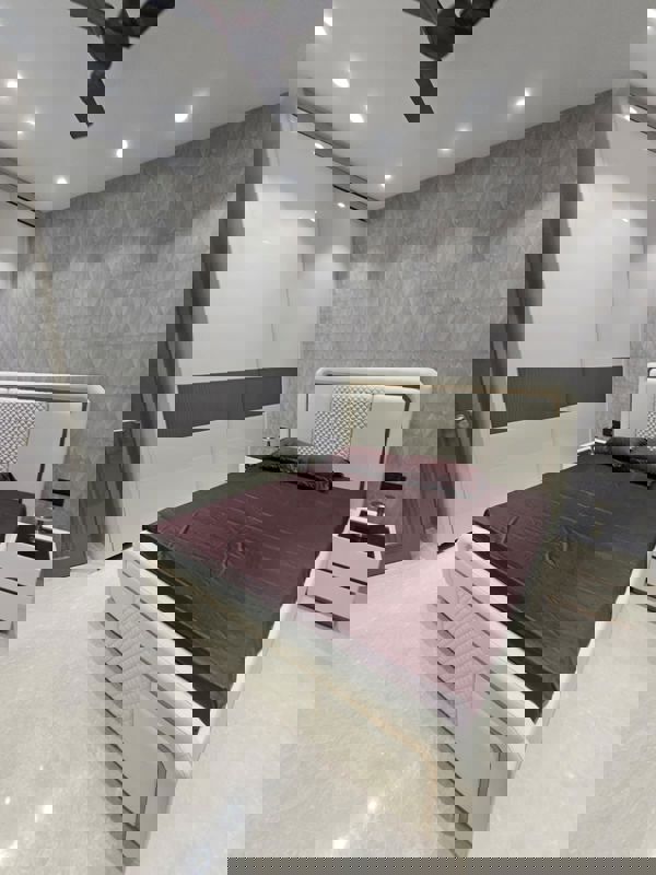 4 BHK + Extra Room Apartment For Sale in Anand Vihar