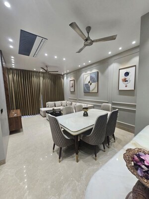 Team Area in 4 BHK Apartment at Anand Vihar – for Sale