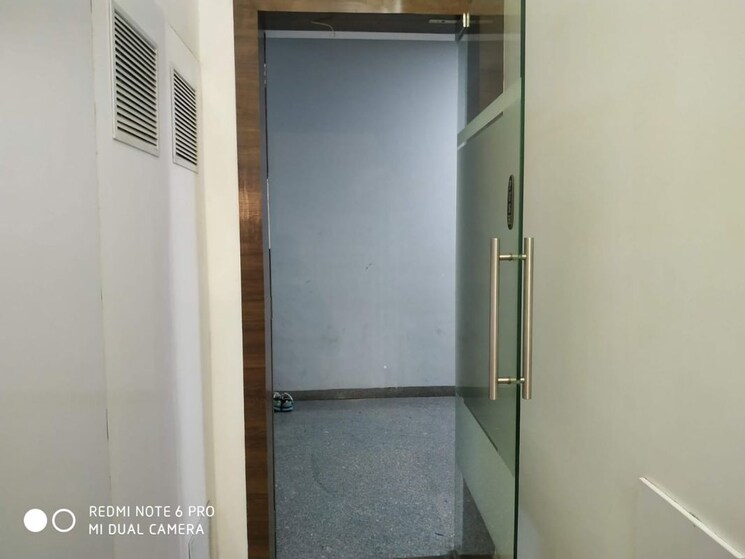 undefined, malad west Commercial Office Space 1030 Sq.Ft. In Malad West Mumbai 9779155