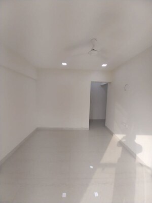 Room in 2 BHK Apartment at Andheri East – for Rent