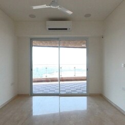 3 BHK + Servant Room Apartment For Rent in Lokhandwala Minerva Mahalaxmi