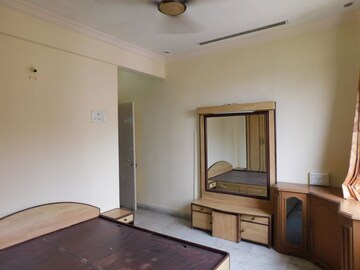 Room in 3 BHK Apartment at Pushpa Mangal Complex, Uthalsar – for Sale