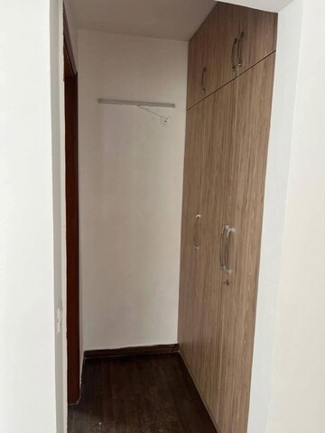 Room in 3 BHK Apartment at Emaar Gurgaon Greens, Sector 102 – for Rent