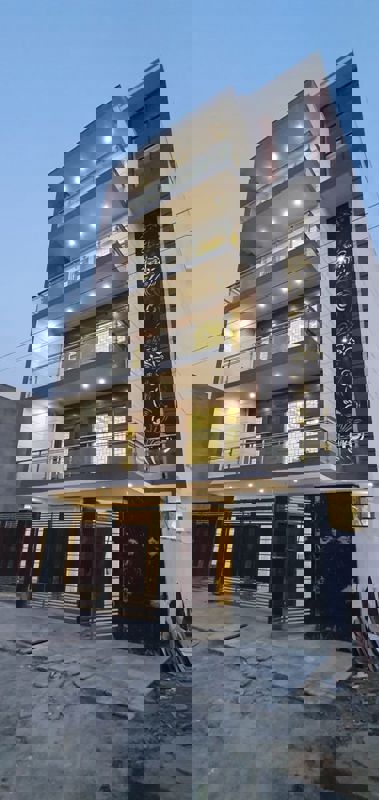 3 BHK + Pooja Room,Servant Room Builder Floor For Sale in BPTP Park Elite Floors