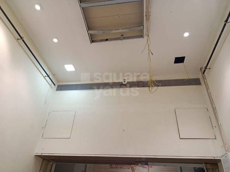 Team Area, malad west Commercial Office Space 200 Sq.Ft. In Malad West Mumbai 9779347