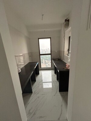 Team Area in 2 BHK Apartment at Raymond The Address, Pokhran Road No Two – for Rent