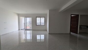 Room in 2 BHK Apartment at Panampilly Nagar – for Sale