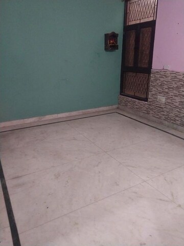 Room in 1 RK Apartment at Vaishali Sector 6 – for Sale