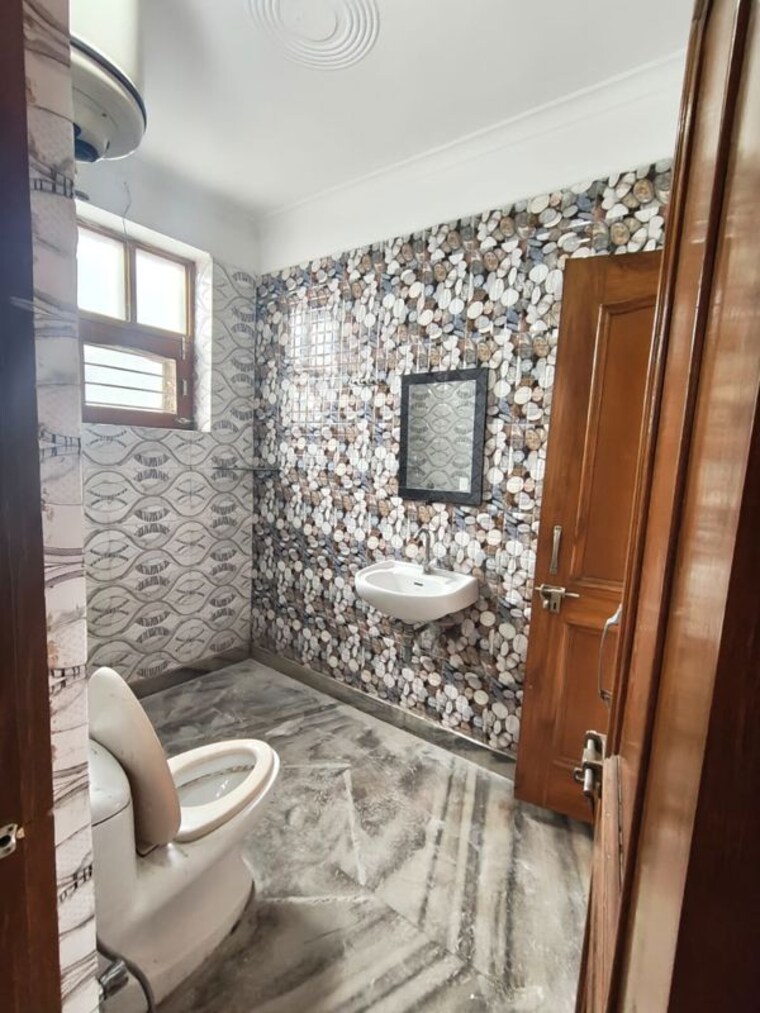 Bedroom, sector 47 1 Bedroom 750 Sq.Ft. Builder Floor In Sector 47 Gurgaon 9779415