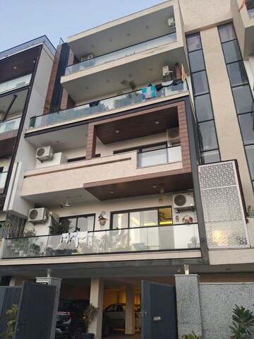 4 BHK Builder Floor For Sale in Ansal API Versalia, Sector 67a