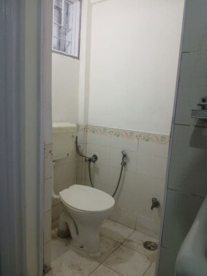 Bathroom in 1 BHK Apartment at Vasant Kunj – for Rent