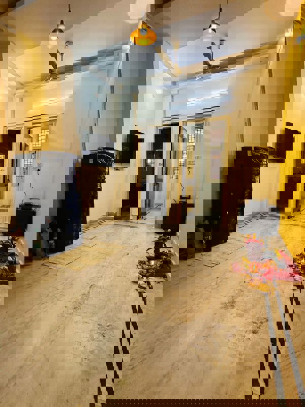 1 BHK Builder Floor For Rent in Sector 5 Wave City