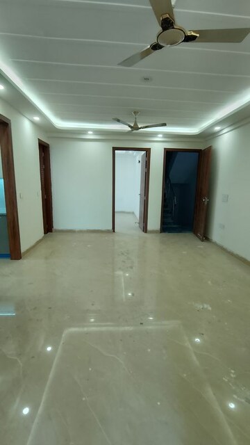 Room in 3 BHK Builder Floor at Satbari – for Sale