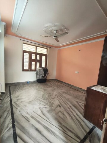 Bedroom in 1 BHK Builder Floor at Sector 46 – for Rent