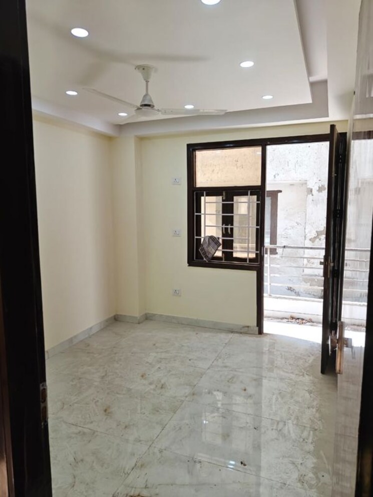 Room, mahavir enclave 1 2 Bedroom 620 Sq.Ft. Builder Floor In Mahavir Enclave 1 Delhi 9779552