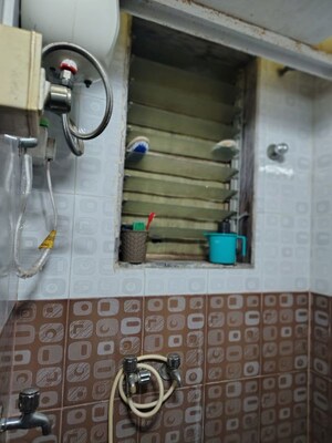 Bathroom in 1 RK Apartment at Lower Parel West – for Rent