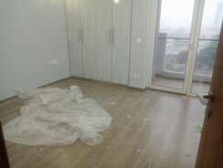 3.5 BHK + Servant Room Apartment For Rent in Unitech The Close South