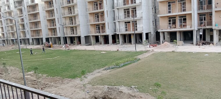 Exterior View, s3-green-avenue 3 Bedroom 758 Sq.Ft. Apartment In Sector 85 Faridabad 9779599