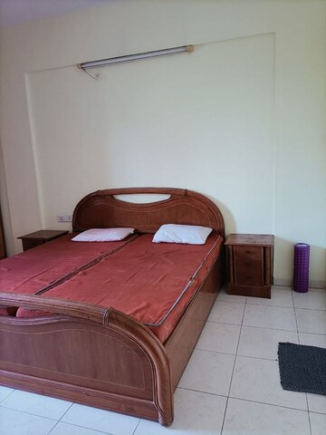 Bedroom in 2 BHK Apartment at Nyati Meadows, Wadgaon Sheri – for Rent