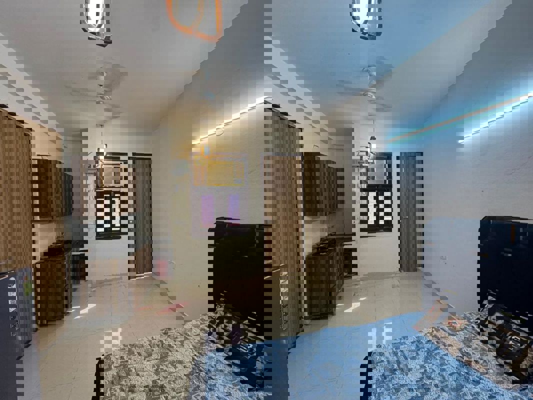 1 RkBuilder Floor For Rent in Saket