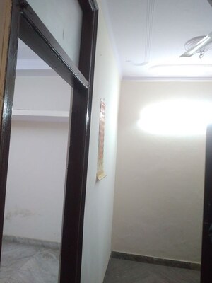 Building Lobby in 1.5 BHK Builder Floor at Govindpuri – for Rent